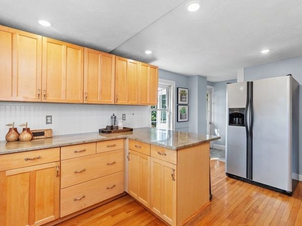 100 Whitman Rd, Waltham MA 02453