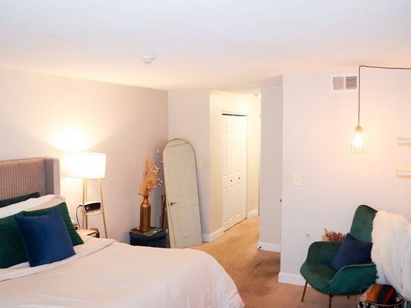232 Canton St 112, Randolph MA 02368