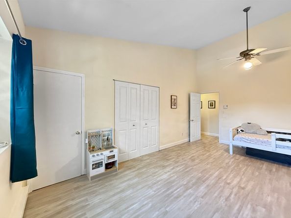 155 Milk St 26, Westborough MA 01581