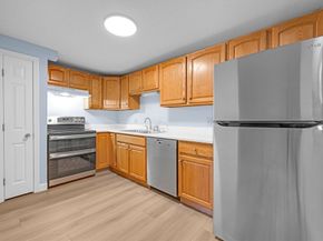 688 Boston Post Rd E 228, Marlborough MA 01752