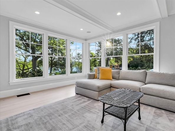 215 Lake Ave, Newton MA 02459