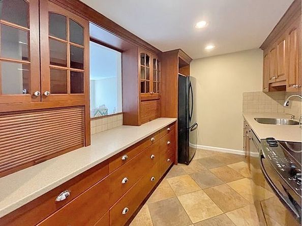10 Rogers 213, Cambridge MA 02142