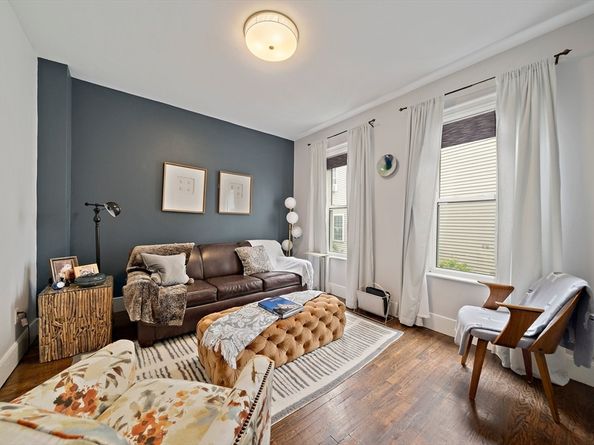 24 Moseley St, Boston MA 02125
