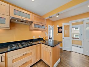 24 Moseley St, Boston MA 02125