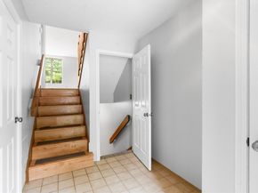200 Ridgefield Cir C, Clinton MA 01510