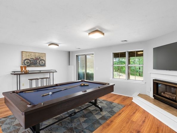 200 Ridgefield Cir C, Clinton MA 01510