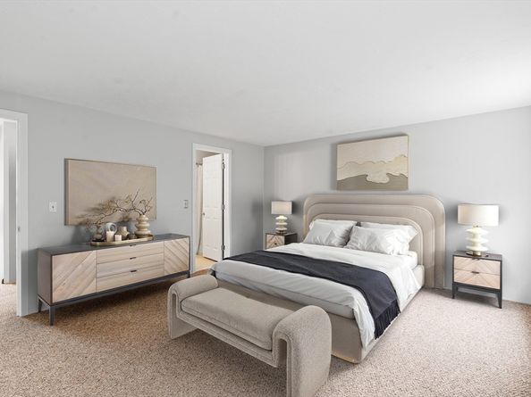 200 Ridgefield Cir C, Clinton MA 01510