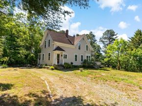 68 Squaws Path, Wareham MA 02538
