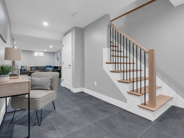 37 Clinton Street 1, Waltham MA 02453