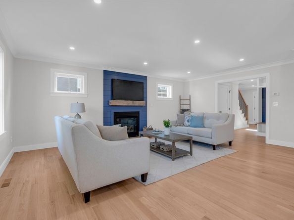 37 Clinton Street 1, Waltham MA 02453