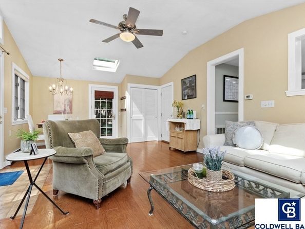 159 Cobleigh St, Westwood MA 02090