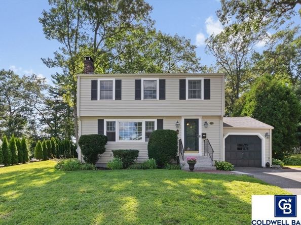 159 Cobleigh St, Westwood MA 02090
