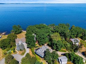 6 Mt Locust Pl 2, Gloucester MA 01930