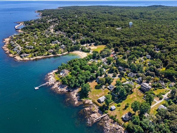 6 Mt Locust Pl 2, Gloucester MA 01930