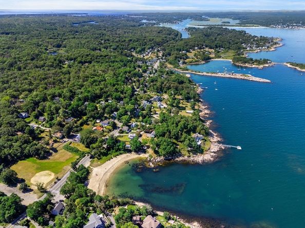 6 Mt Locust Pl 2, Gloucester MA 01930