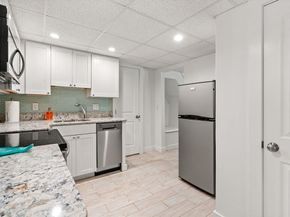 6 Mt Locust Pl 2, Gloucester MA 01930