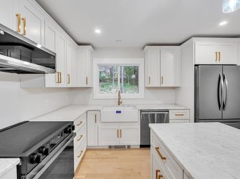 7 Woodlawn Dr