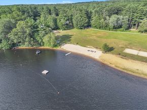 7 Woodlawn Dr, Sturbridge MA 01566
