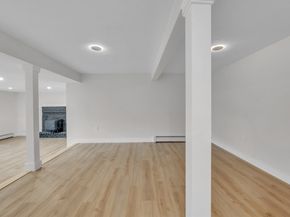7 Woodlawn Dr, Sturbridge MA 01566