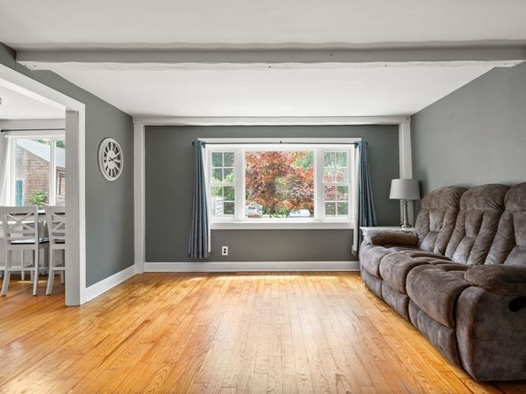 96 Forest St, Pembroke MA 02359
