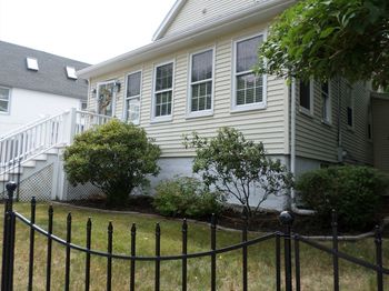36 Forest St