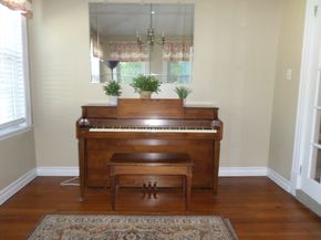 36 Forest St, Peabody MA 01960