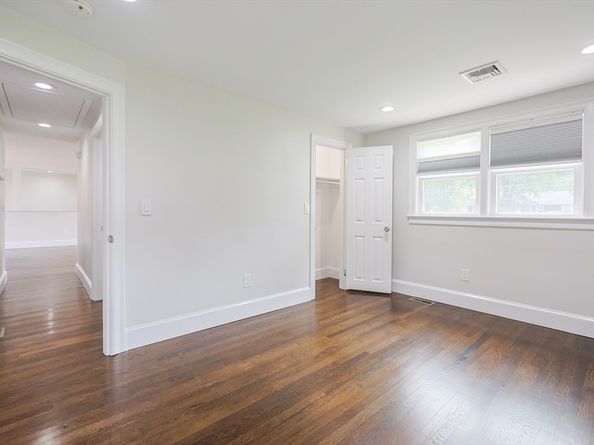 20 Mulhall Drive, Ashland MA 01721