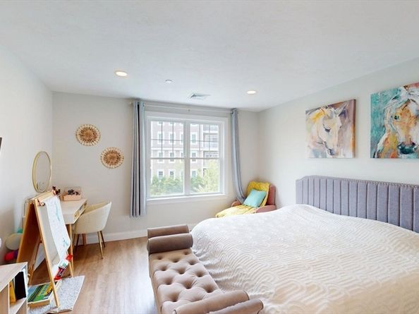 320 Middlesex Ave B205, Medford MA 02155