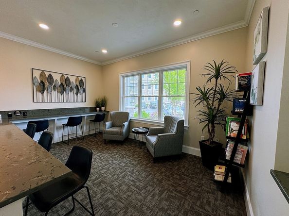 320 Middlesex Ave B205, Medford MA 02155