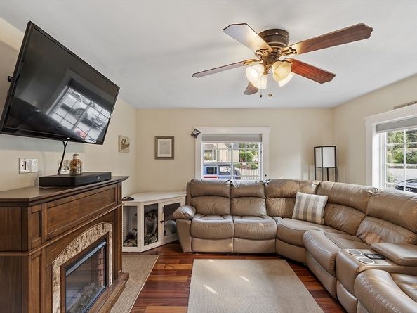 4 Park St, Westminster MA 01473