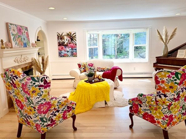 30 Hartford Rd, Arlington MA 02474