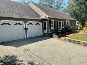 30 Hartford Rd, Arlington MA 02474