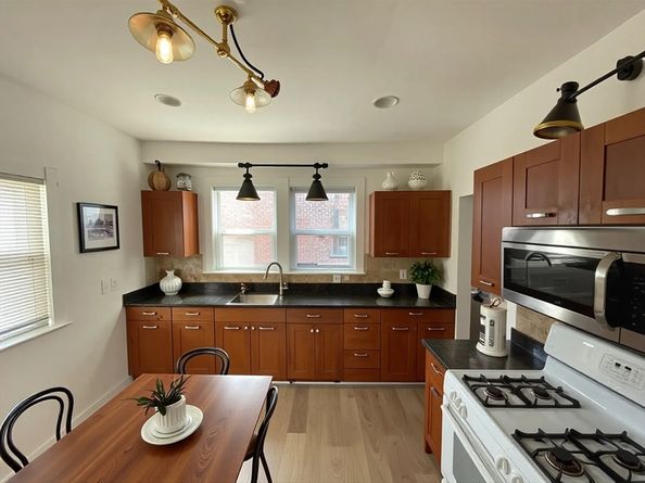 34 Channing St 2, Newton MA 02458