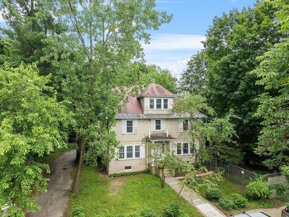 29 Brigham Park, Fitchburg MA 01420