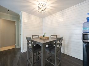 7 Village Way 4, Natick MA 01760