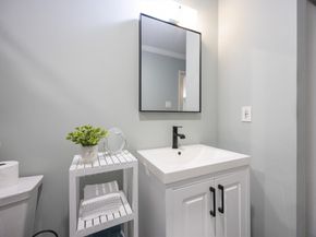 7 Village Way 4, Natick MA 01760