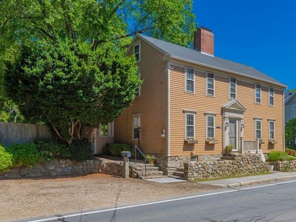 359 Western Ave, Gloucester MA 01930