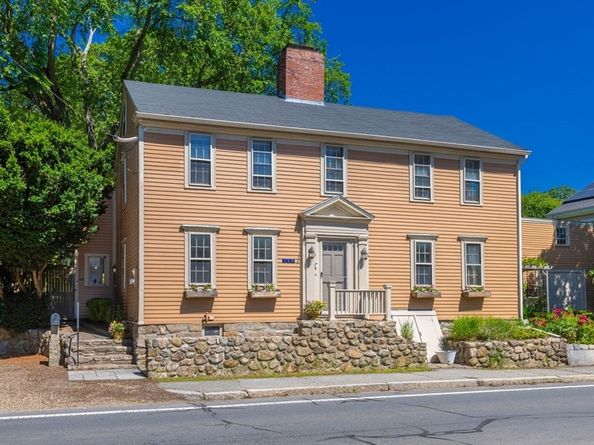 359 Western Ave, Gloucester MA 01930