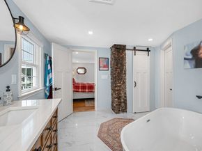 33 Upland St 33, North Andover MA 01845