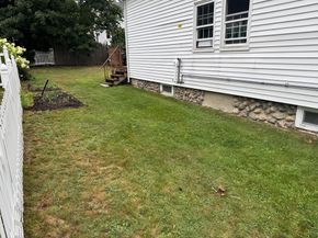 33 Upland St 33, North Andover MA 01845