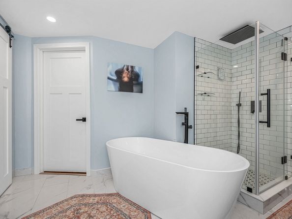 33 Upland St 33, North Andover MA 01845
