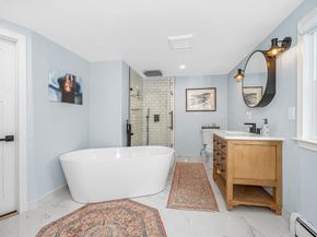 33 Upland St 33, North Andover MA 01845