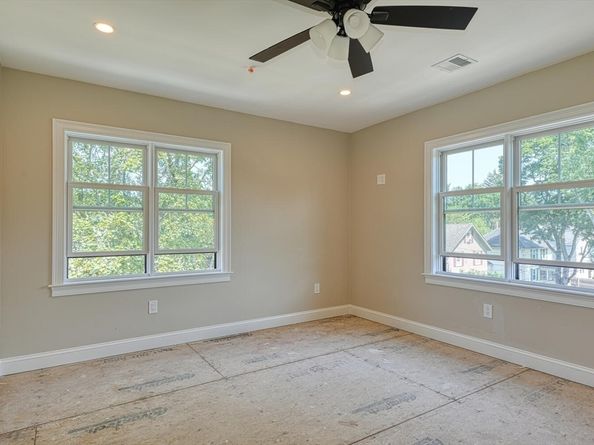 369 Grant 3, Framingham MA 01702