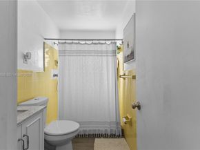 325 Bird Rd, Coral Gables FL 33146