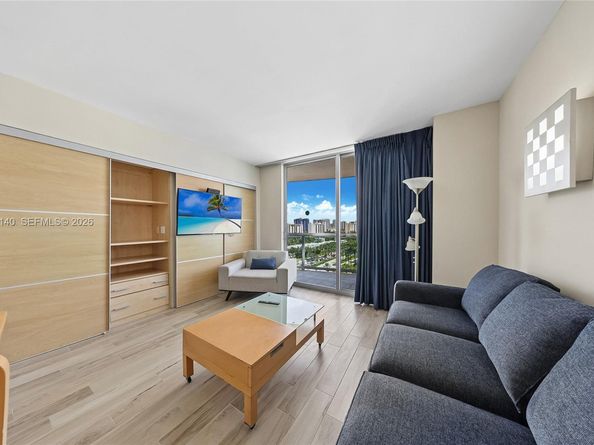 Undisclosed Address #A12050140, Sunny Isles Beach FL 33160