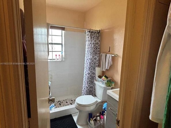 11421 SW 150th Dr, Miami FL 33176