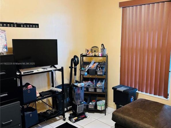 11421 SW 150th Dr, Miami FL 33176
