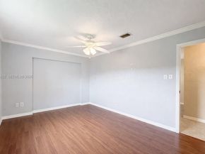 8102 NW 96th Ter, Tamarac FL 33321