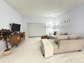 13044 SW 88th Ter N 105, Miami FL 33186