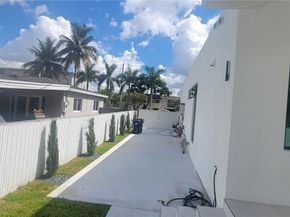 Undisclosed Address #A11872979, Miami Springs FL 33166